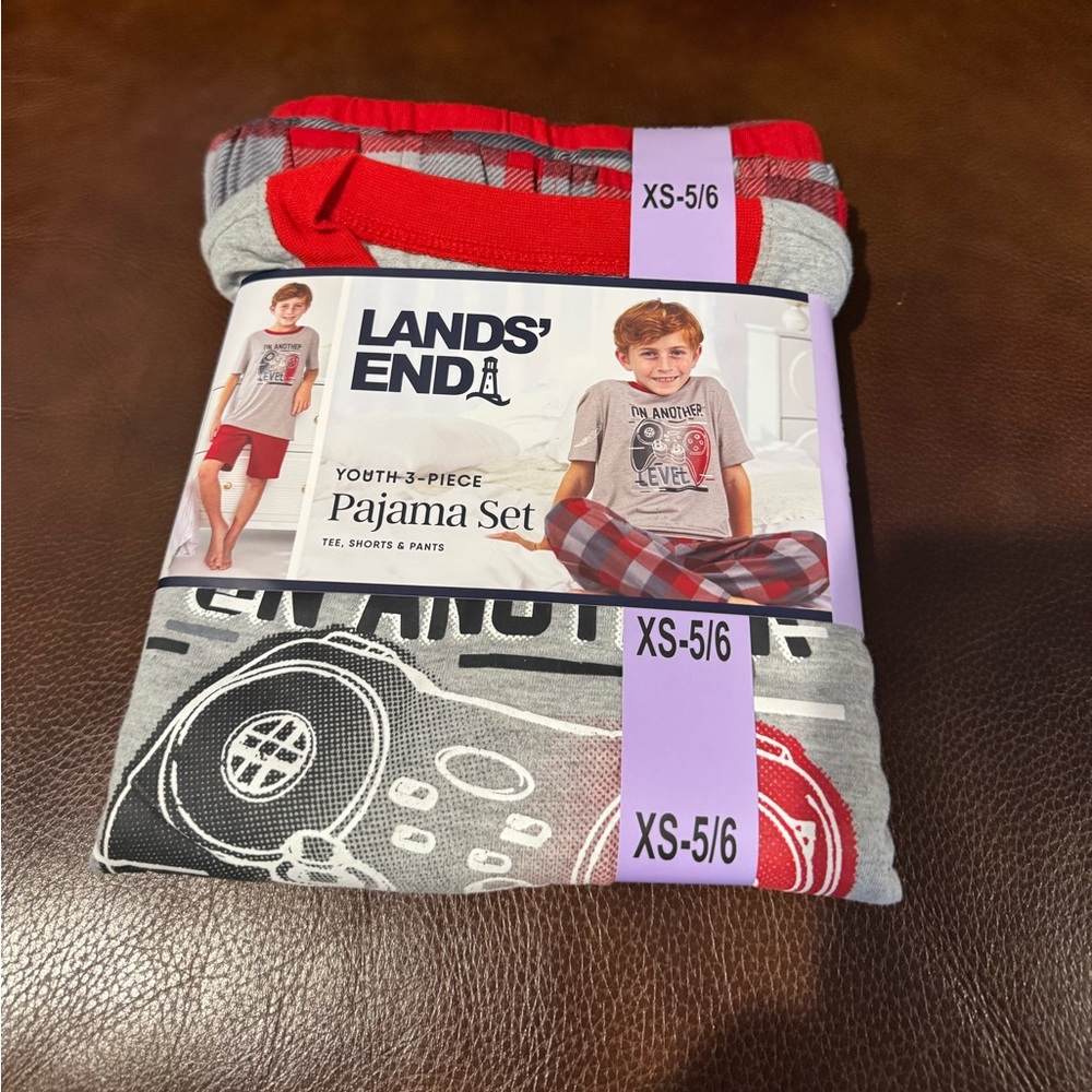 NWT. Lands’ End Youth 3 Piece Pajama Set. Size XS 5/6.